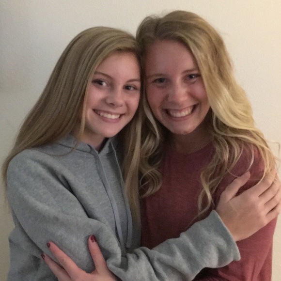 Meet your Posher, Tiegan - Picture 3 of 3